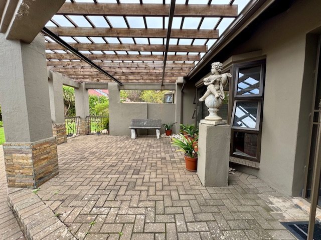 3 Bedroom Property for Sale in Boatlake Village Gauteng