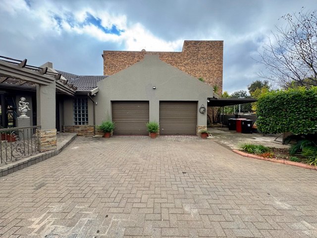 3 Bedroom Property for Sale in Boatlake Village Gauteng