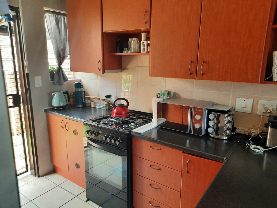 2 Bedroom Property for Sale in Honeydew Ridge Gauteng