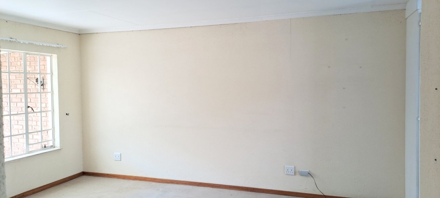 3 Bedroom Property for Sale in Honeydew Gauteng