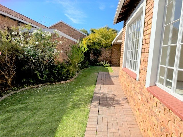 3 Bedroom Property for Sale in Honeydew Gauteng