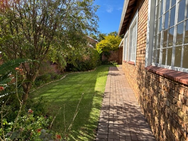 3 Bedroom Property for Sale in Honeydew Gauteng