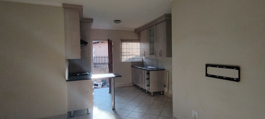 To Let 3 Bedroom Property for Rent in Atteridgeville Gauteng