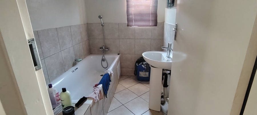 To Let 3 Bedroom Property for Rent in Atteridgeville Gauteng