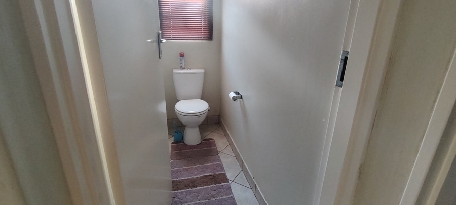 To Let 3 Bedroom Property for Rent in Atteridgeville Gauteng