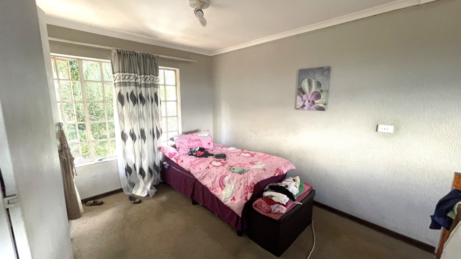 1 Bedroom Property for Sale in Magalieskruin Gauteng