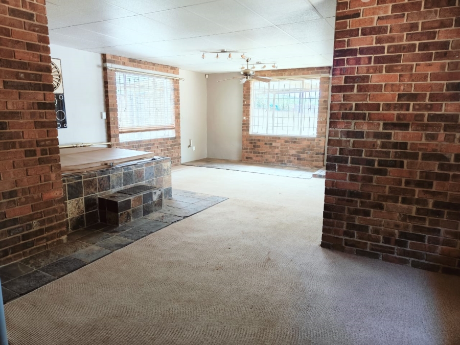 4 Bedroom Property for Sale in Vaal Marina Gauteng