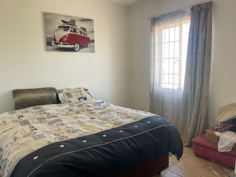 2 Bedroom Property for Sale in Fleurhof Gauteng