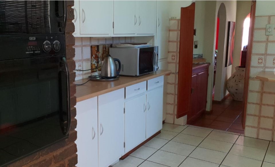 3 Bedroom Property for Sale in Birch Acres Gauteng