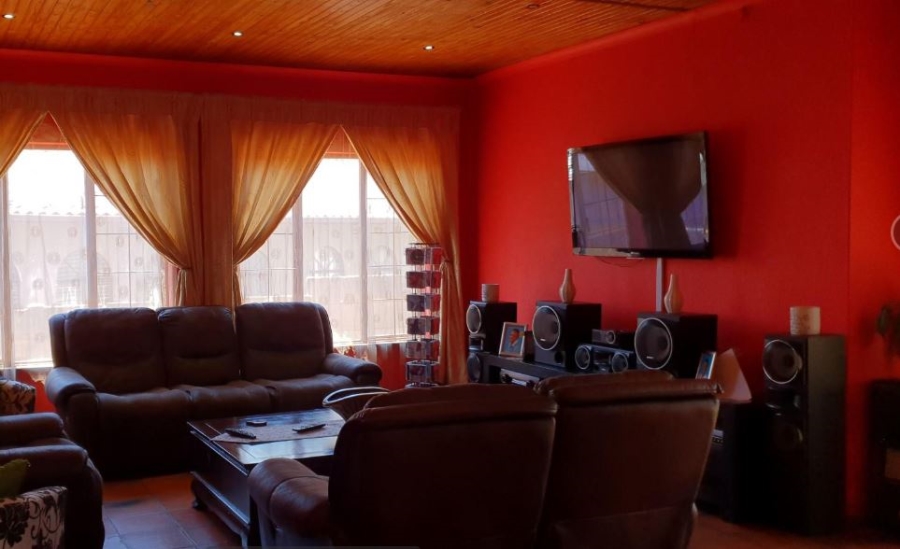 3 Bedroom Property for Sale in Birch Acres Gauteng