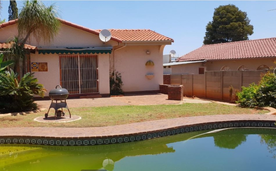 3 Bedroom Property for Sale in Birch Acres Gauteng