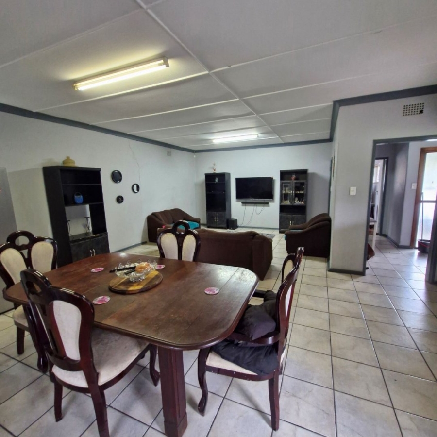 4 Bedroom Property for Sale in Three Rivers Gauteng