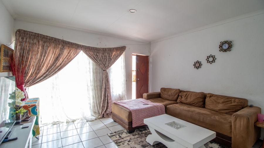 2 Bedroom Property for Sale in Birch Acres Gauteng