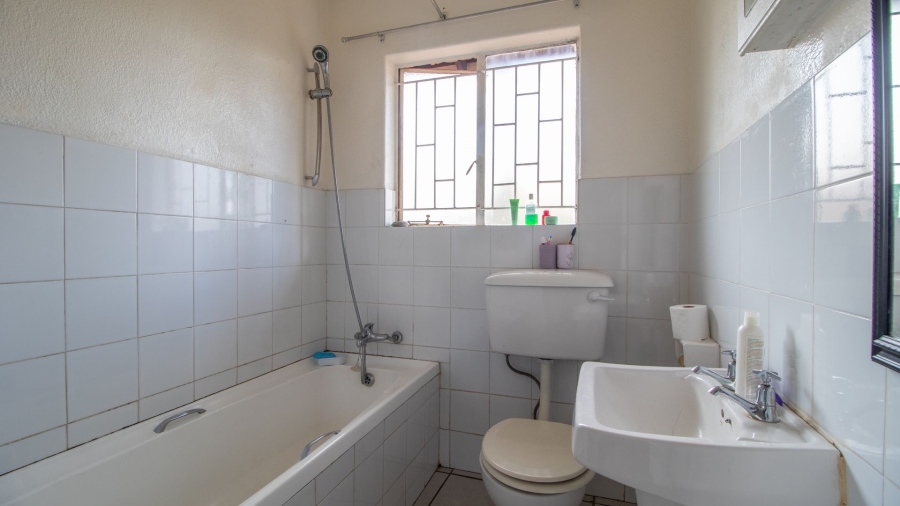 2 Bedroom Property for Sale in Birch Acres Gauteng