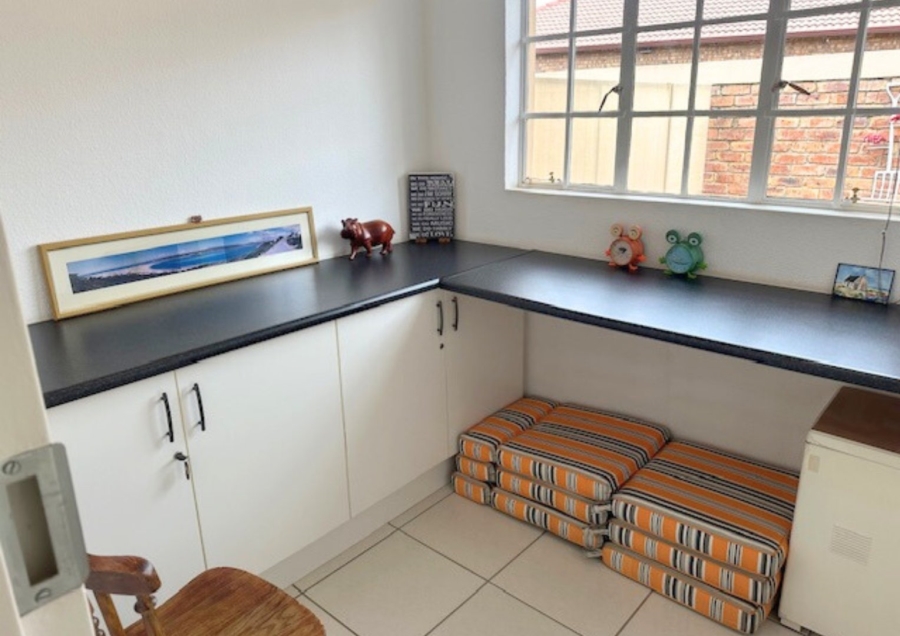 2 Bedroom Property for Sale in Honeydew Grove Gauteng