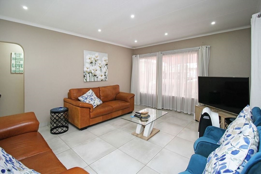 3 Bedroom Property for Sale in Beyers Park Gauteng