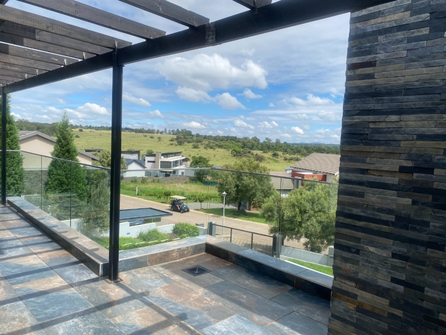 5 Bedroom Property for Sale in Copperleaf Estate Gauteng