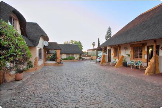 10 Bedroom Property for Sale in Birch Acres Gauteng