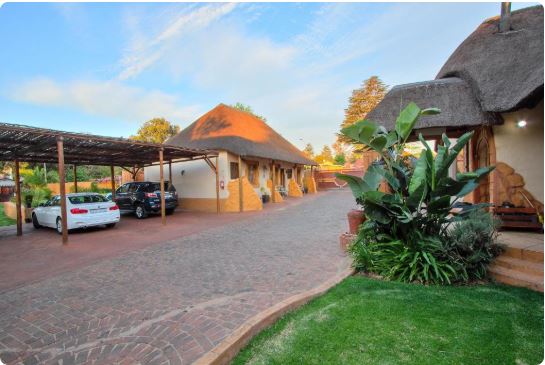 10 Bedroom Property for Sale in Birch Acres Gauteng