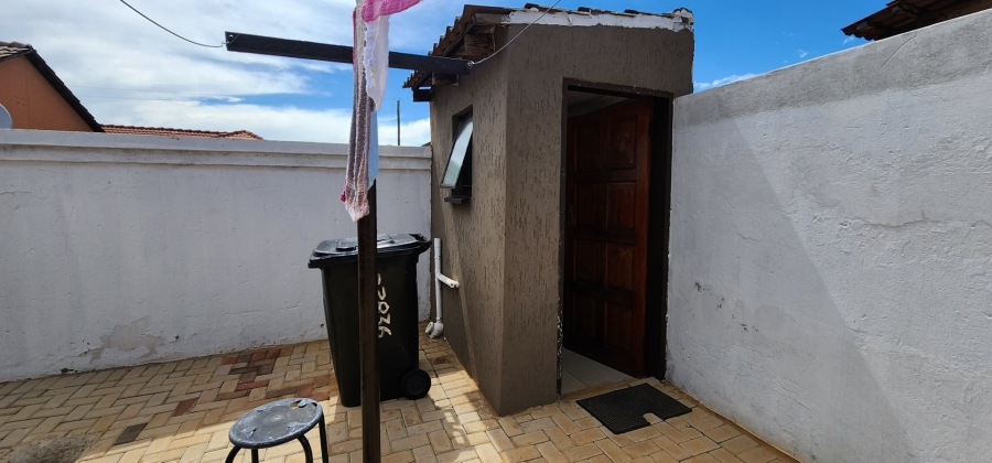 3 Bedroom Property for Sale in Protea Glen Gauteng