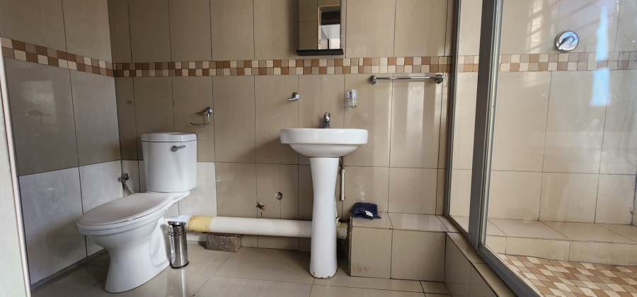 10 Bedroom Property for Sale in Lenasia Ext 1 Gauteng