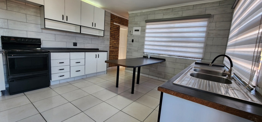 10 Bedroom Property for Sale in Lenasia Ext 1 Gauteng