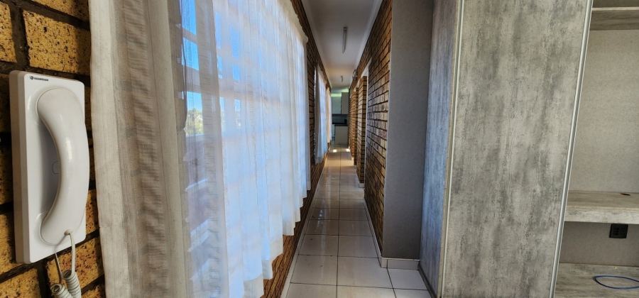 10 Bedroom Property for Sale in Lenasia Ext 1 Gauteng