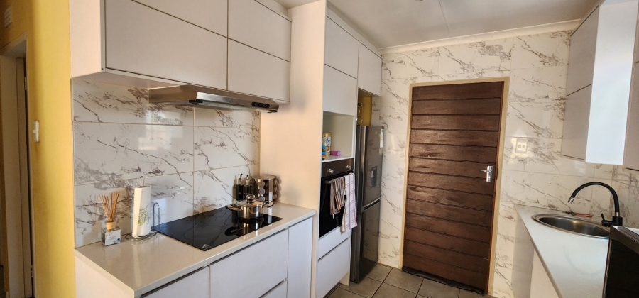 3 Bedroom Property for Sale in Sky City Gauteng