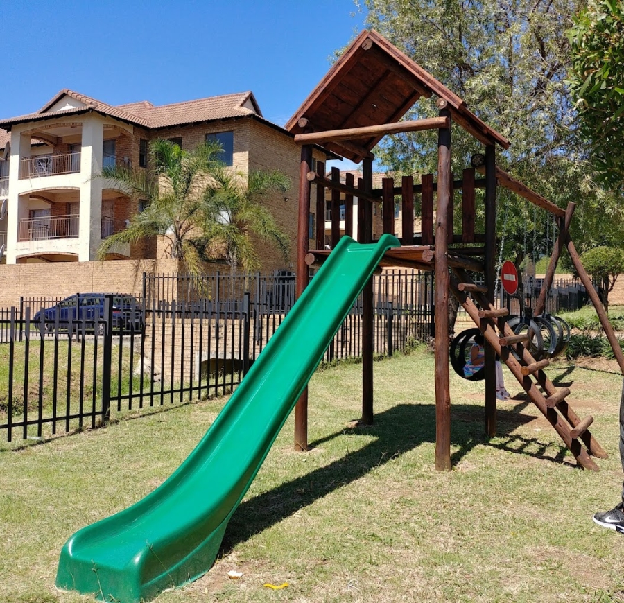 3 Bedroom Property for Sale in Midridge Park Gauteng