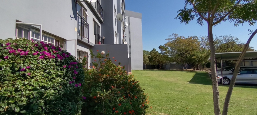 2 Bedroom Property for Sale in Menlyn Gauteng