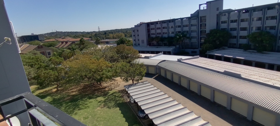 2 Bedroom Property for Sale in Menlyn Gauteng