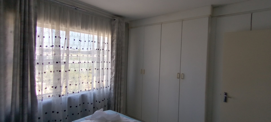 2 Bedroom Property for Sale in Menlyn Gauteng