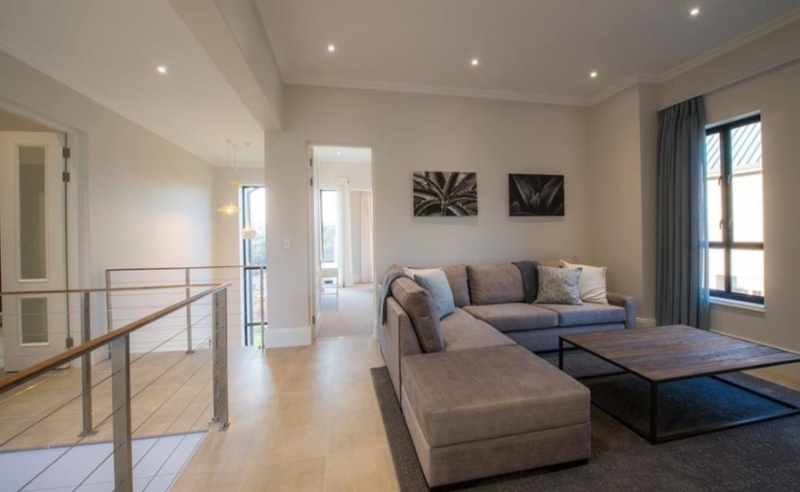 To Let 5 Bedroom Property for Rent in Waterfall Gauteng
