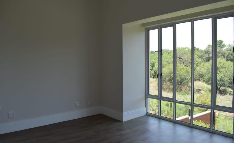 To Let 5 Bedroom Property for Rent in Waterfall Gauteng