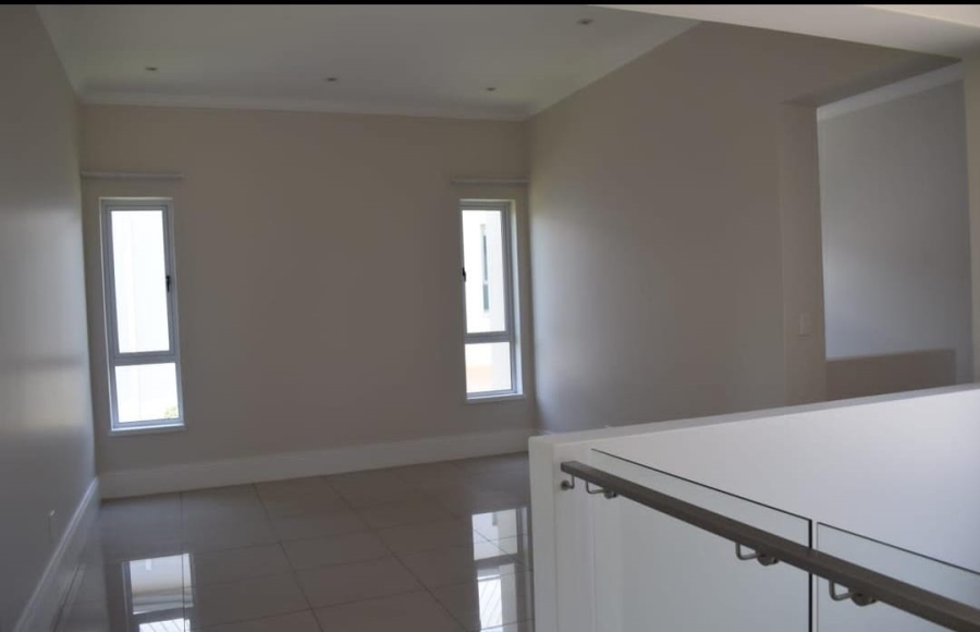 To Let 5 Bedroom Property for Rent in Waterfall Gauteng