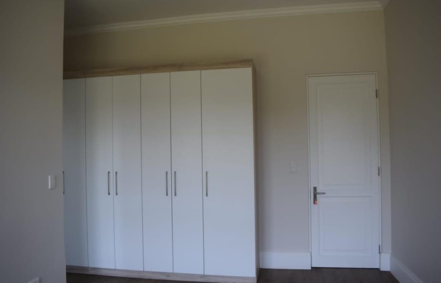 To Let 5 Bedroom Property for Rent in Waterfall Gauteng
