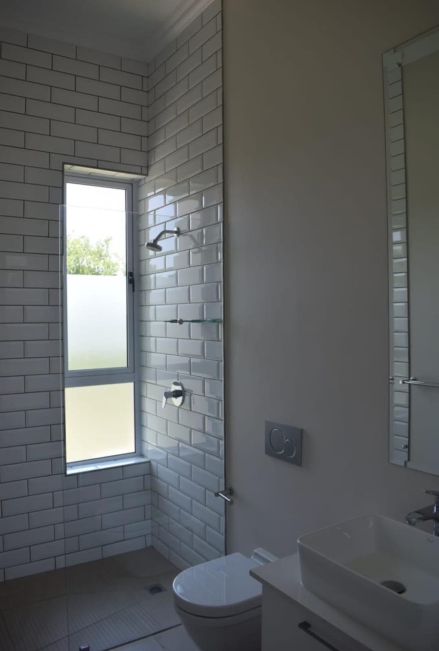 To Let 5 Bedroom Property for Rent in Waterfall Gauteng