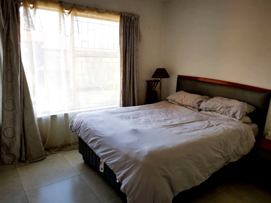 2 Bedroom Property for Sale in Northcliff Gauteng