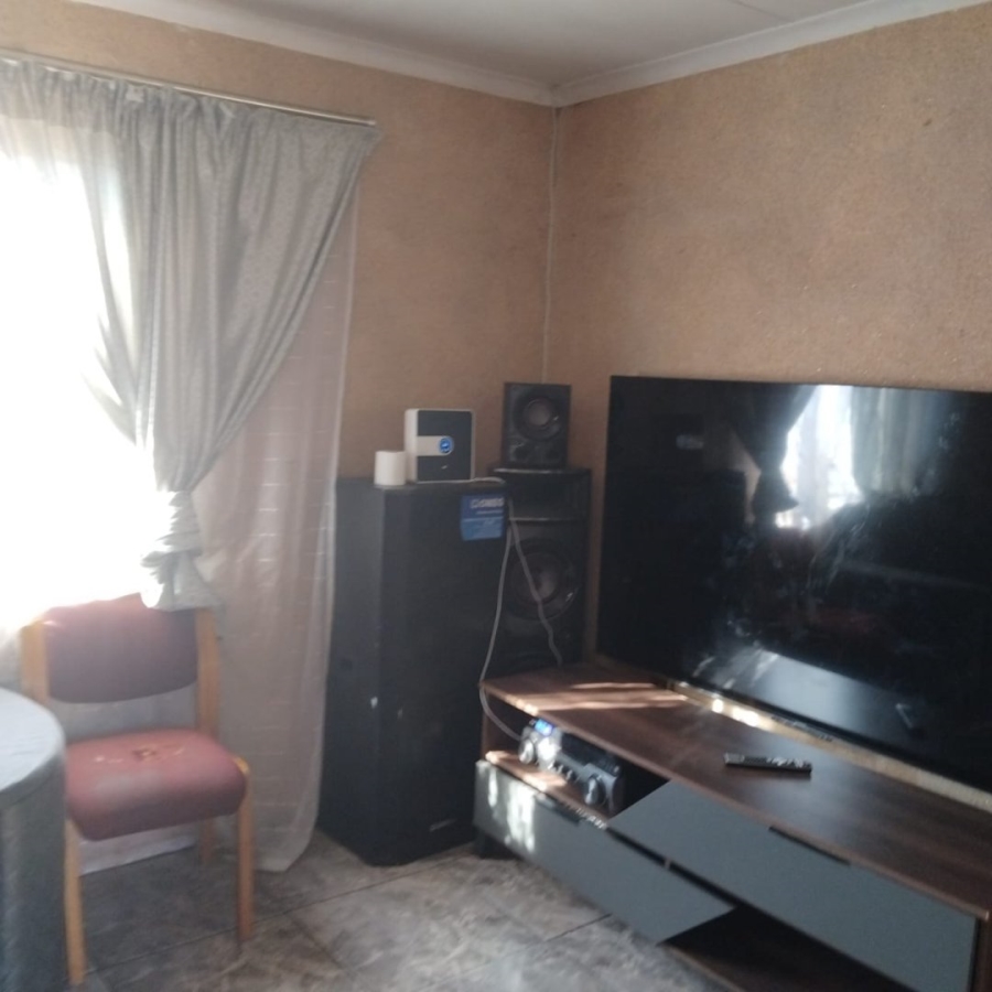 To Let 2 Bedroom Property for Rent in Dawn Park Gauteng