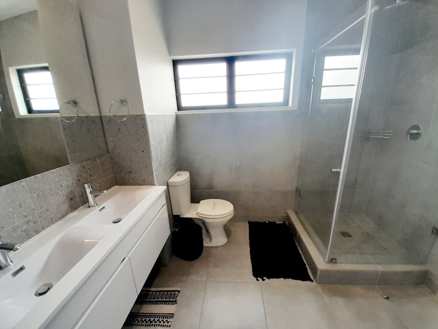 4 Bedroom Property for Sale in Rooihuiskraal North Gauteng