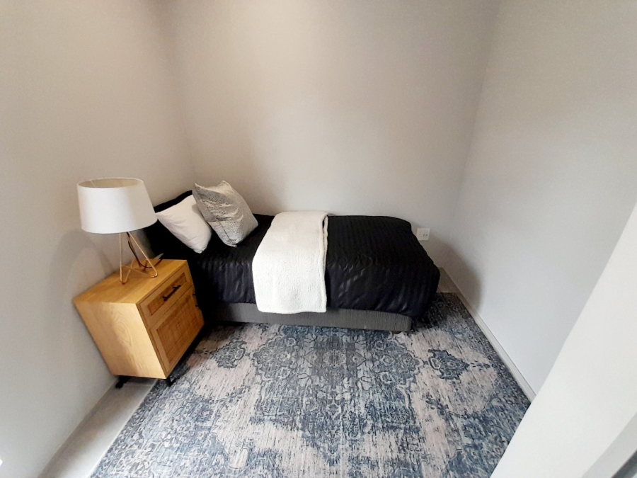 4 Bedroom Property for Sale in Rooihuiskraal North Gauteng