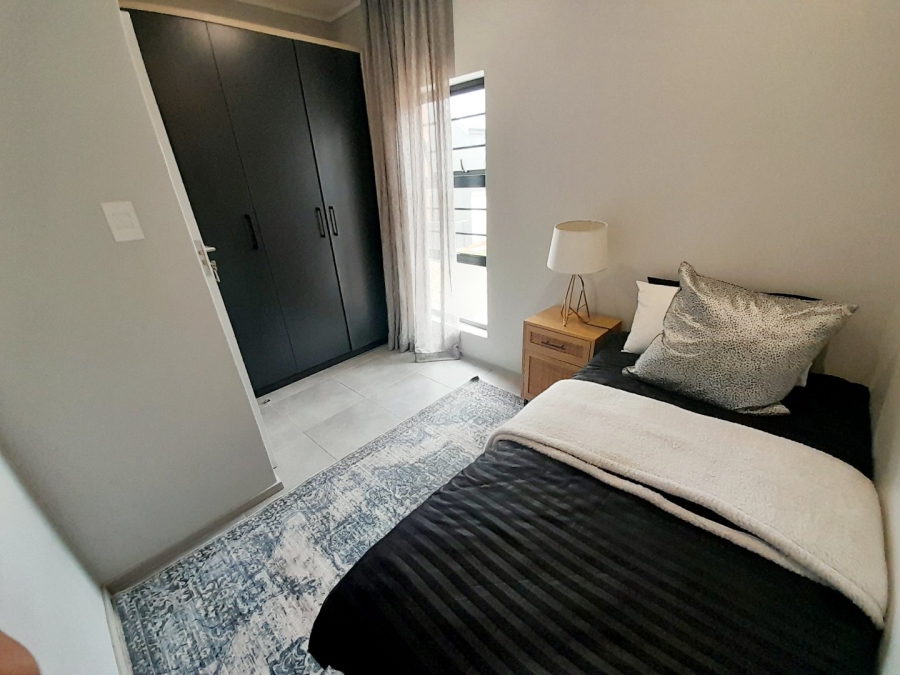 4 Bedroom Property for Sale in Rooihuiskraal North Gauteng