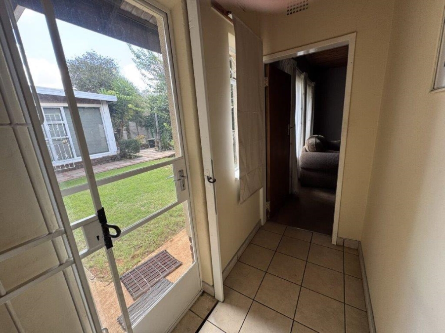 7 Bedroom Property for Sale in Birchleigh Gauteng