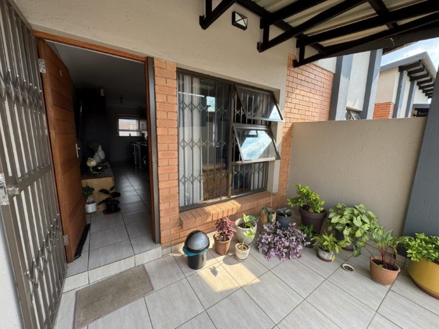 2 Bedroom Property for Sale in Terenure Gauteng