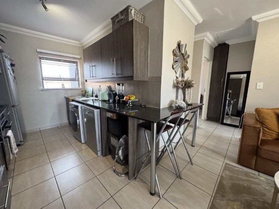 2 Bedroom Property for Sale in Terenure Gauteng