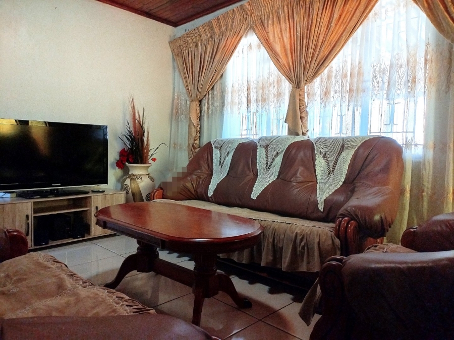 3 Bedroom Property for Sale in Soshanguve G Gauteng