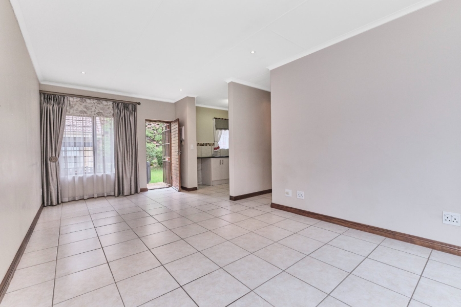 2 Bedroom Property for Sale in Olivedale Gauteng