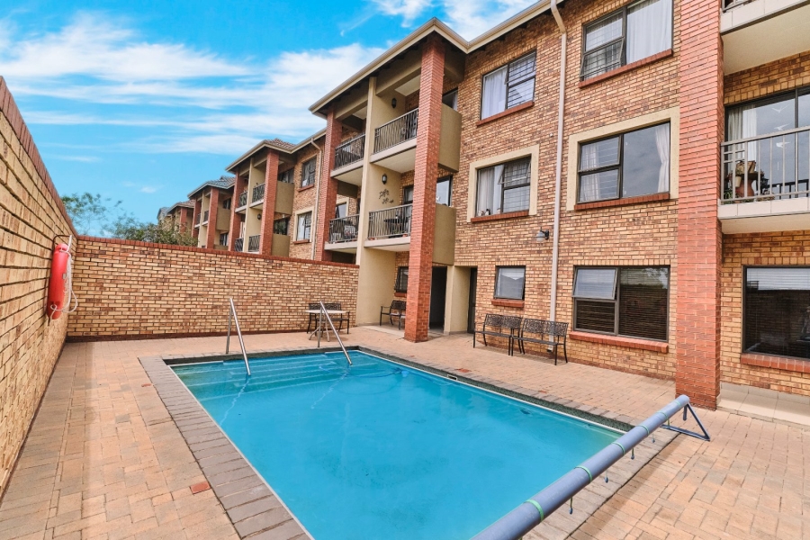 2 Bedroom Property for Sale in Olivedale Gauteng