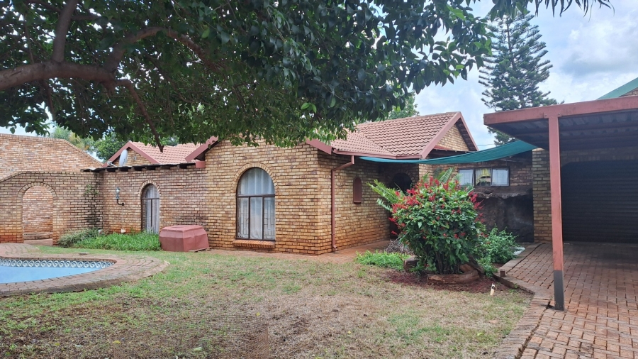 3 Bedroom Property for Sale in The Orchards Gauteng