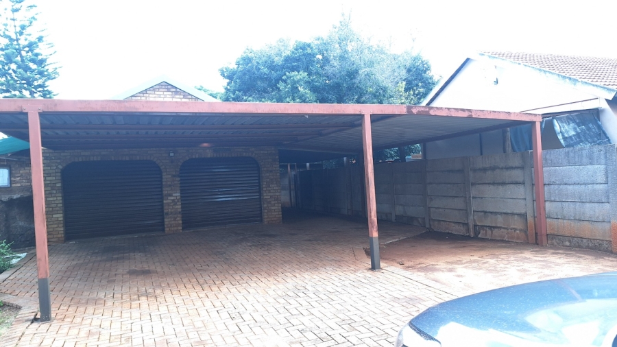 3 Bedroom Property for Sale in The Orchards Gauteng